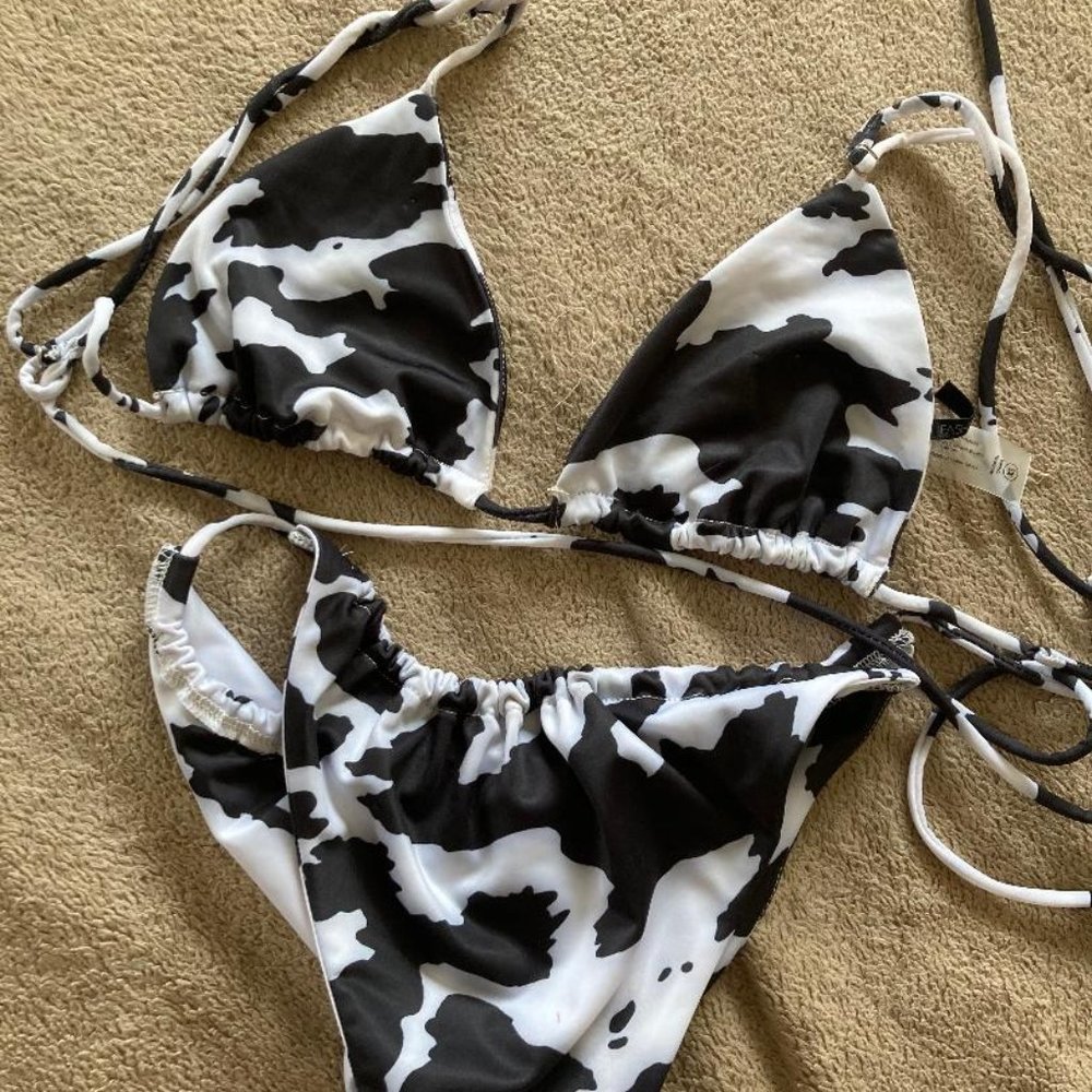 Tie side tonga cowgirl bikini